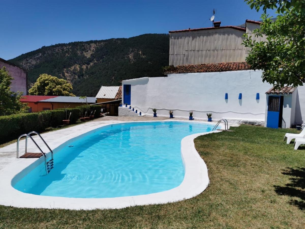 Hotel Barbacedo Mijares  Екстер'єр фото