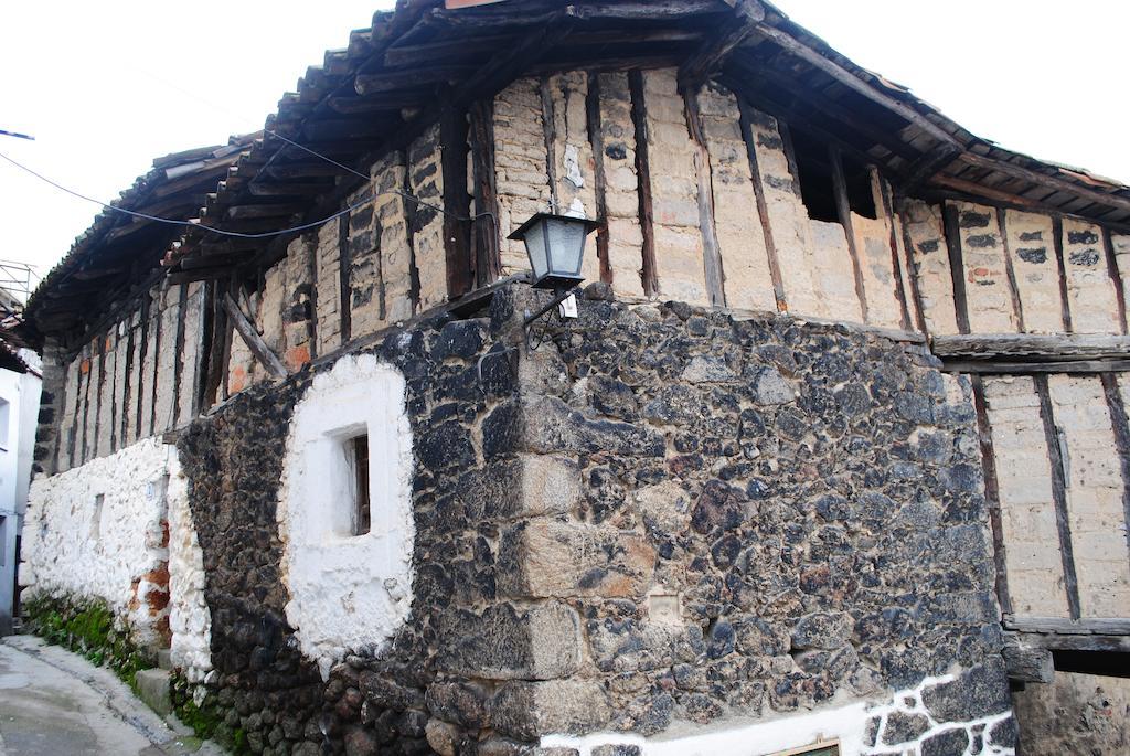Hotel Barbacedo Mijares  Екстер'єр фото