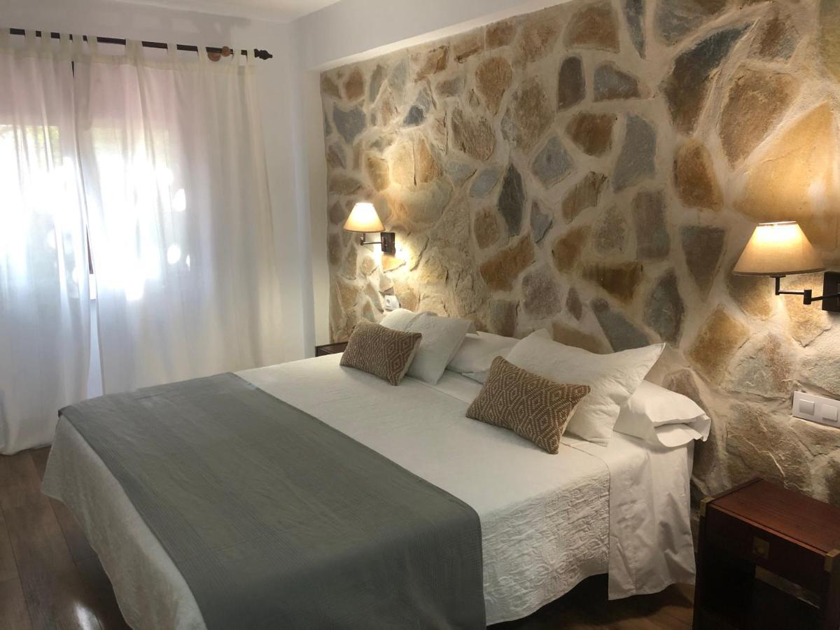 Hotel Barbacedo Mijares  Екстер'єр фото