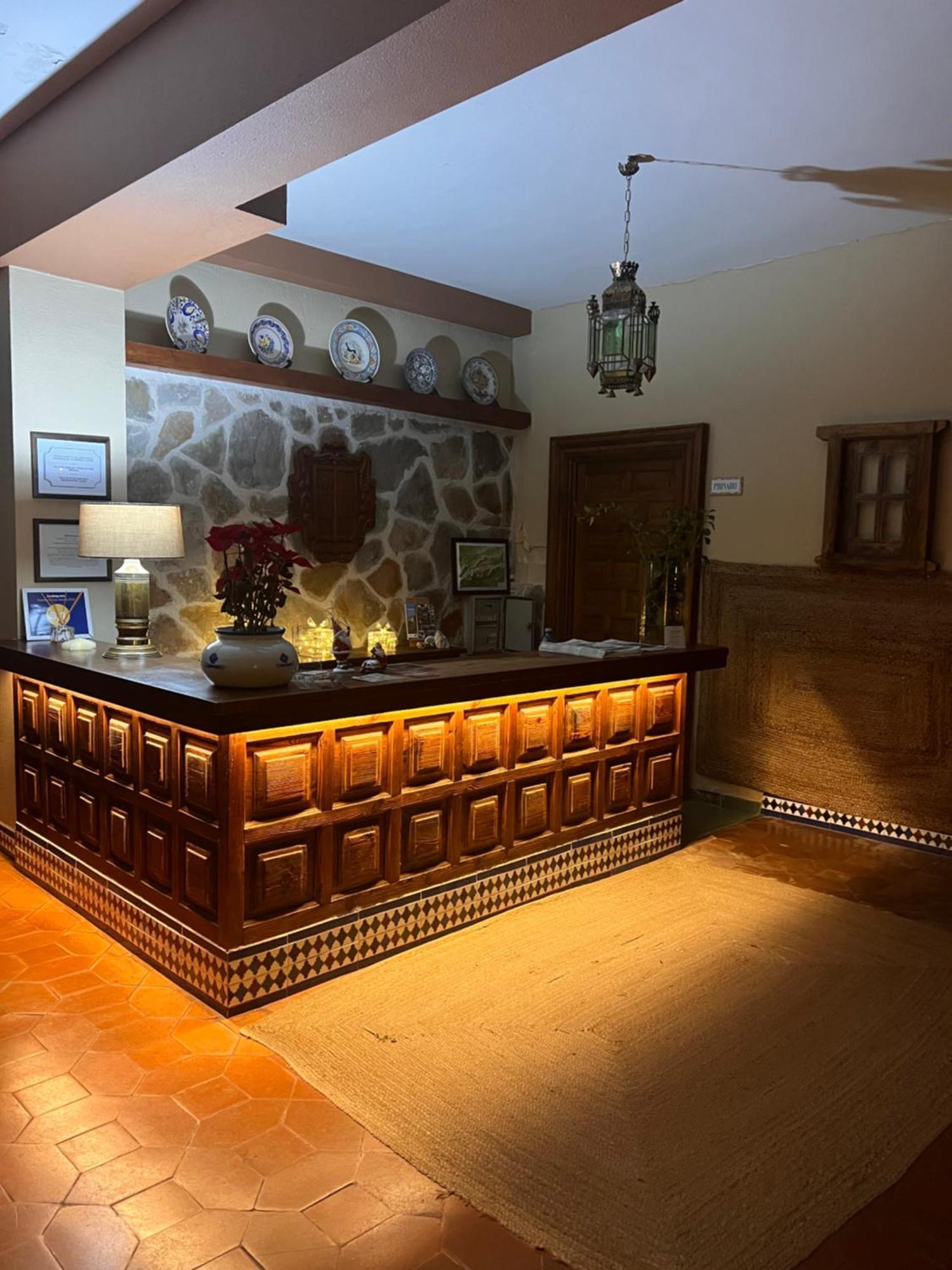 Hotel Barbacedo Mijares  Екстер'єр фото