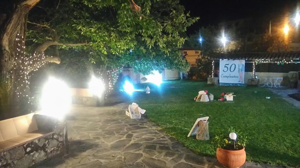 Hotel Barbacedo Mijares  Екстер'єр фото